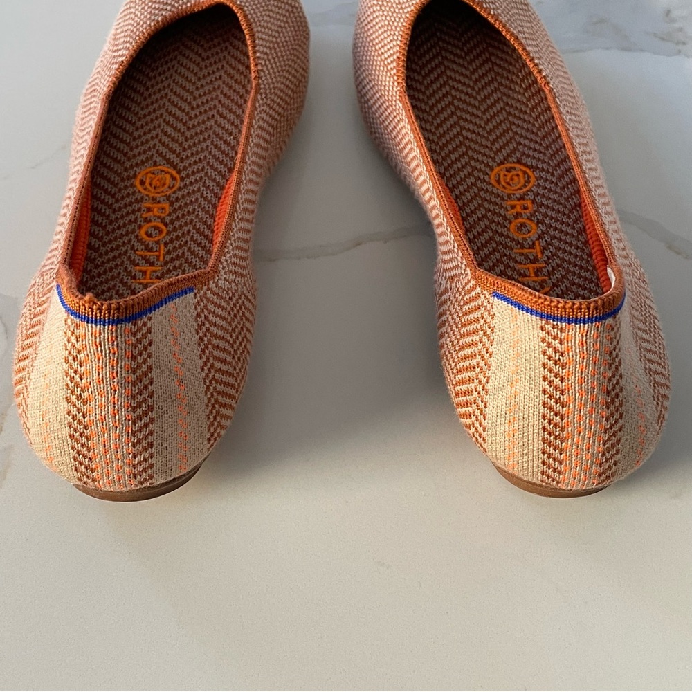 Women's Orange Chevron Ballet Flats - Picture 4 of 9
